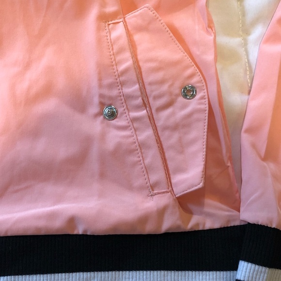 C&C California Lightweight Jacket Size Small NWT - Picture 4 of 6